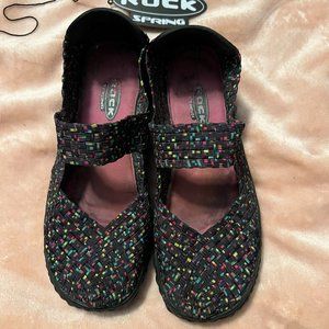 Rock Spring Walking Shoes